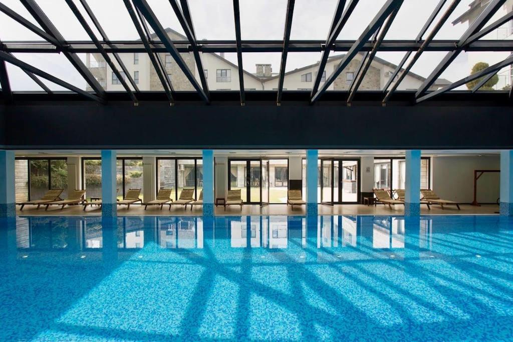 Luxury Penthouse With A Lavish Spa And 2 En-Suite Bedrooms Bansko Exterior photo