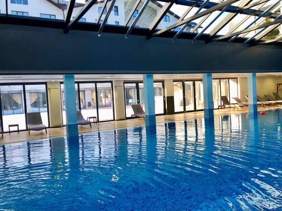 Luxury Penthouse With A Lavish Spa And 2 En-Suite Bedrooms Bansko Exterior photo