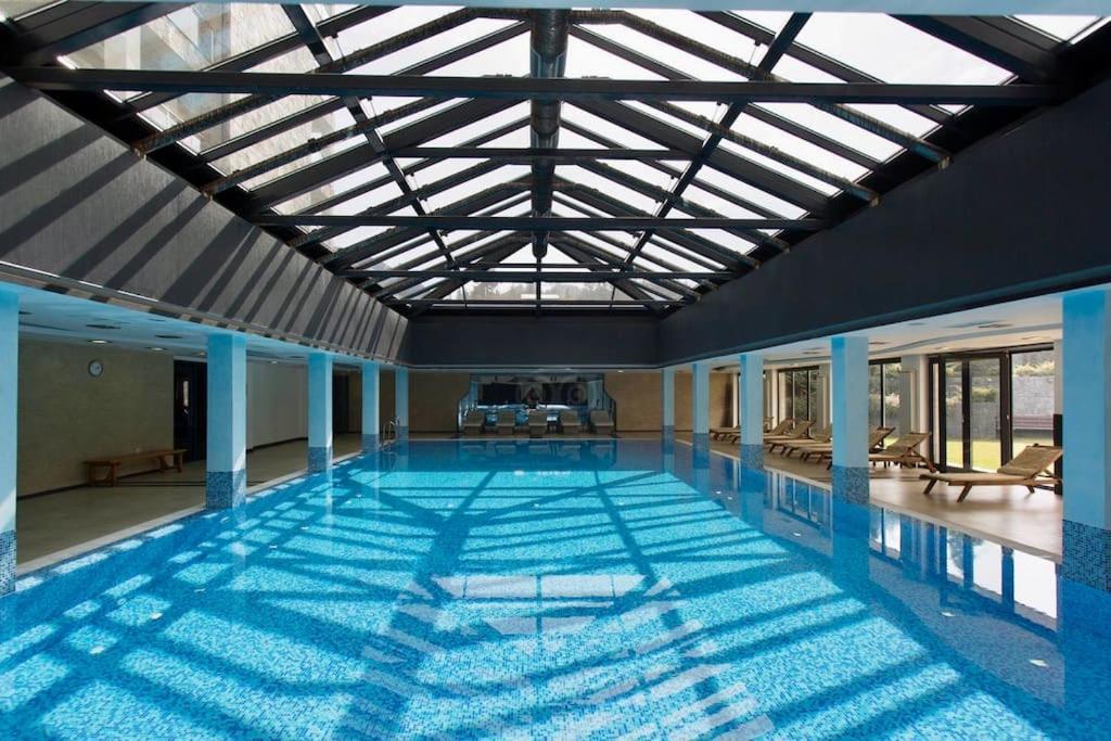 Luxury Penthouse With A Lavish Spa And 2 En-Suite Bedrooms Bansko Exterior photo