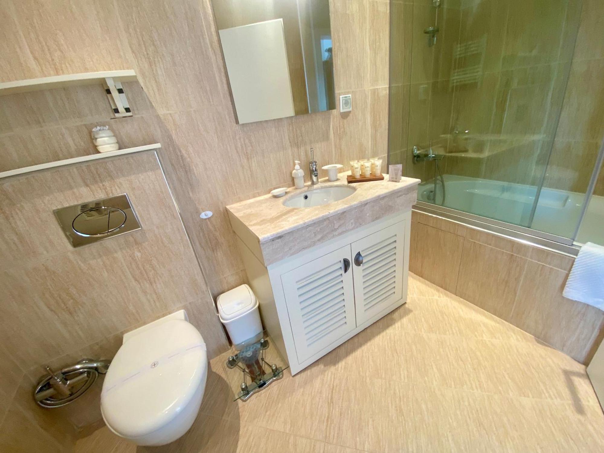 Luxury Penthouse With A Lavish Spa And 2 En-Suite Bedrooms Bansko Exterior photo